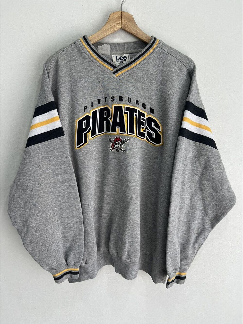Vintage Pittsburgh Pirates Sweater Sweatshirt